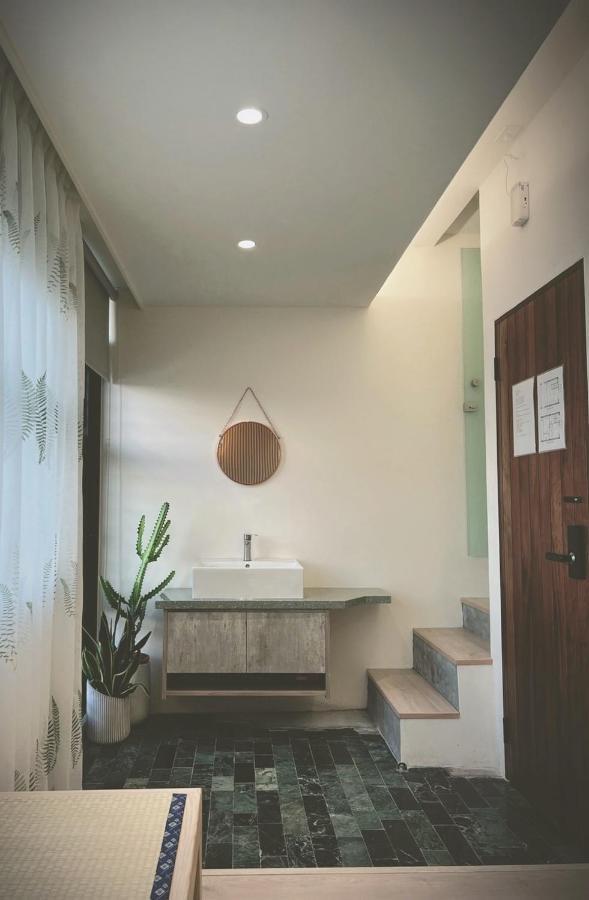 定春行旅 Haru Guesthouse 타이난 외부 사진